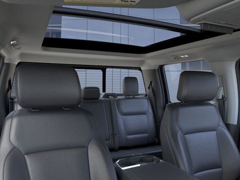 New 2026 Ford F250 Lariat w/ Black Appearance Package image 22