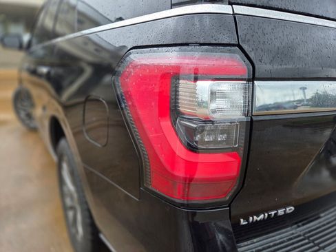 Used 2020 Ford Expedition Limited RWD image 36