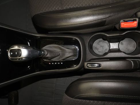 Used 2022 Buick Encore Preferred w/ Safety Package image 14