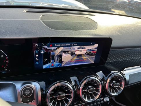 Certified 2025 Mercedes-Benz GLB 250 4MATIC image 24