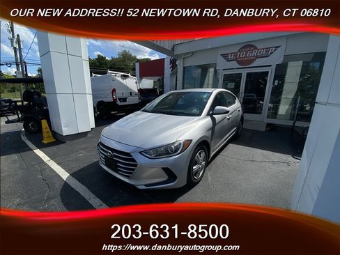 Used 2018 Hyundai Elantra SE FWD image 1