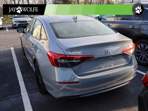 Used 2024 Honda Civic Sport image 5