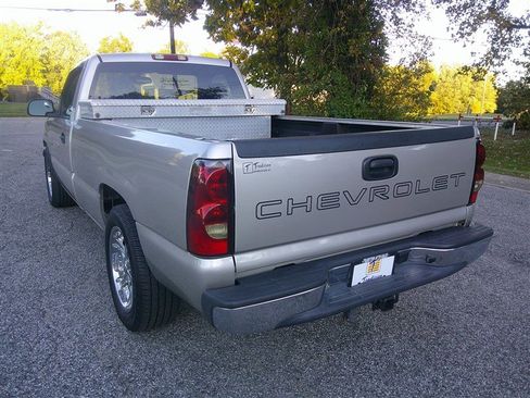 Used 2007 Chevrolet Silverado 1500 W/T image 3