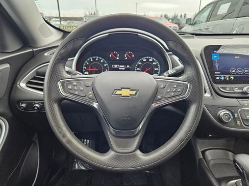Used 2025 Chevrolet Malibu LS FWD image 15