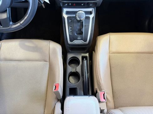 Used 2014 Jeep Compass Latitude FWD image 12