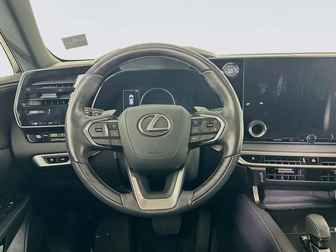 Used 2024 Lexus RX 350 Premium image 18