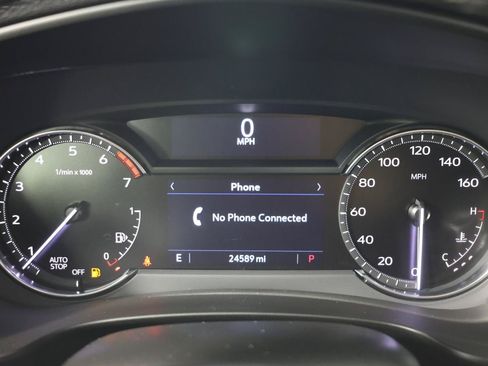 Used 2023 Cadillac XT4 Premium Luxury FWD image 11