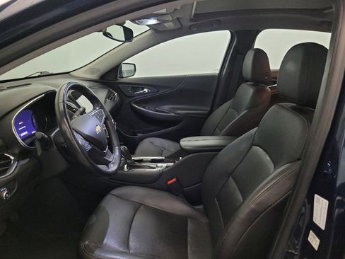 Used 2019 Chevrolet Malibu Premier w/ Sun and Wheel Package FWD image 17