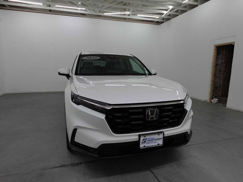 Used 2023 Honda CR-V EX-L image 3