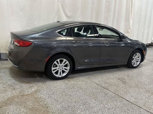 Certified 2016 Chrysler 200 Limited w/ Convenience Group FWD image 5