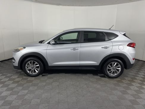 Used 2018 Hyundai Tucson SE AWD/4WD image 9