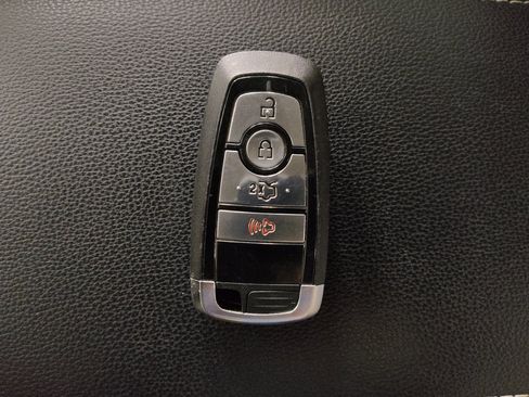 Used 2018 Ford Fusion S image 32