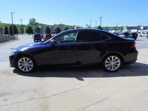 Used 2014 Lexus IS 250 RWD image 4