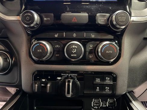 Used 2023 RAM 1500 Big Horn image 41