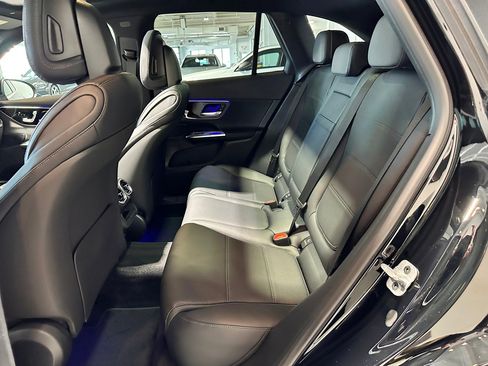 New 2026 Mercedes-Benz GLC 300 4MATIC image 14