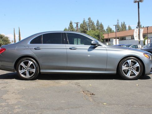 Used 2019 Mercedes-Benz E 300 w/ Premium 1 Package image 44