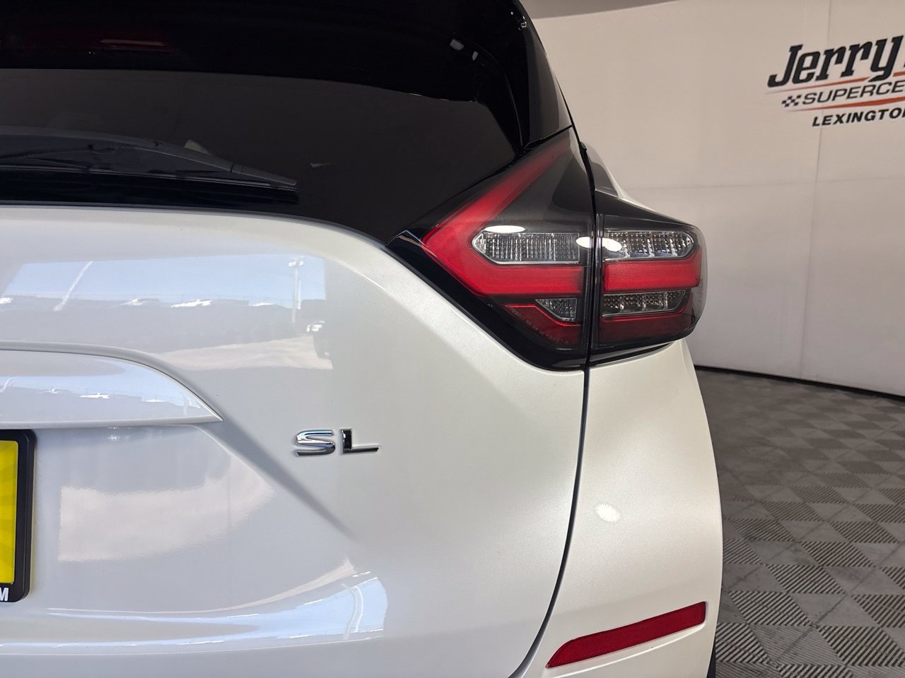 Used 2024 Nissan Murano SL FWD image 40