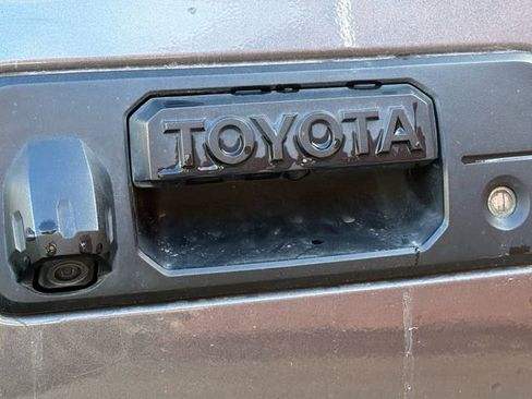 Used 2019 Toyota Tundra Limited image 9