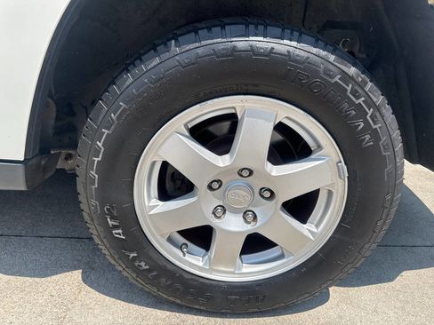 Used 2009 Jeep Grand Cherokee Laredo image 21