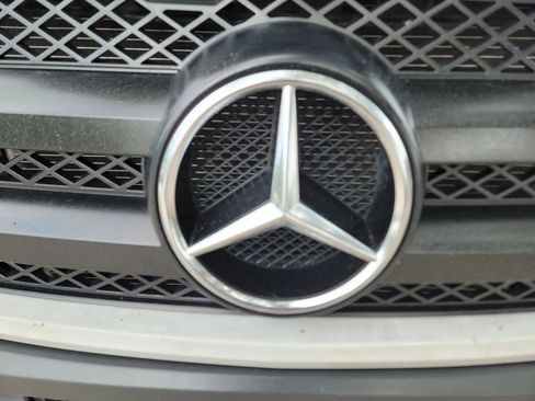 Used 2012 Mercedes-Benz Sprinter 2500 image 34