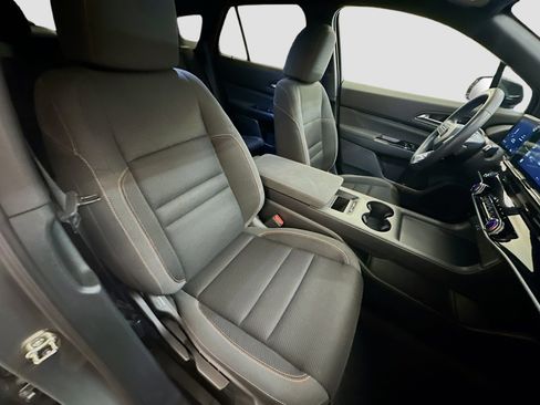 Used 2025 Honda Prologue EX image 32