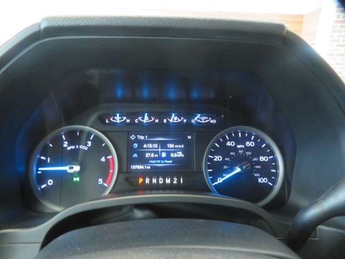 Used 2019 Ford F250 XLT w/ FX4 Off-Road Package AWD/4WD image 28