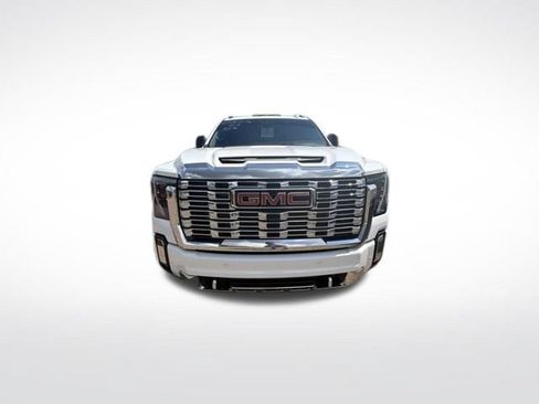 Used 2024 GMC Sierra 3500 Denali w/ Denali Reserve Package AWD/4WD image 6