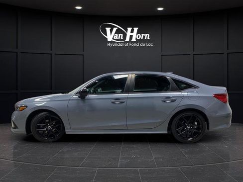 Used 2022 Honda Civic Sport image 6