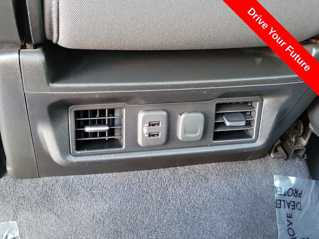 Used 2021 Chevrolet Silverado 1500 RST RWD image 23