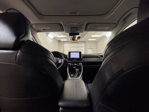 Used 2020 Toyota RAV4 TRD Off-Road image 18