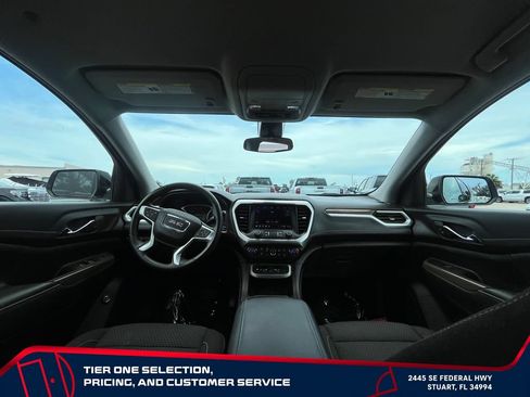 Used 2023 GMC Acadia SLE w/ Driver Convenience Package FWD image 14