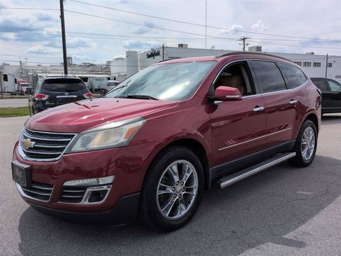 Used 2013 Chevrolet Traverse LTZ FWD image 7