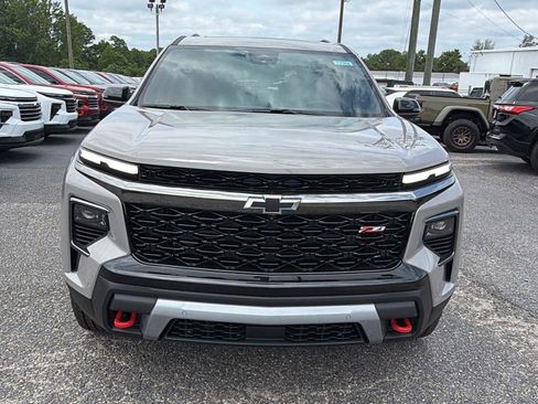 New 2026 Chevrolet Traverse Z71 w/ Enhanced Driving Package AWD/4WD image 2