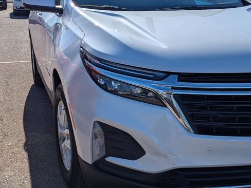 Used 2023 Chevrolet Equinox LT image 4