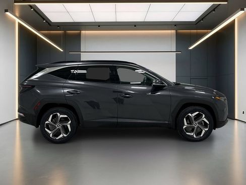 Certified 2023 Hyundai Tucson Limited AWD/4WD image 8