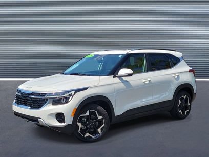 Used 2025 Kia Seltos EX w/ EX Sunroof Package