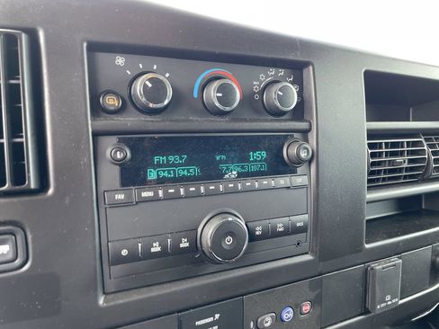 Used 2024 Chevrolet Express 2500 w/ Driver Convenience Package RWD image 12