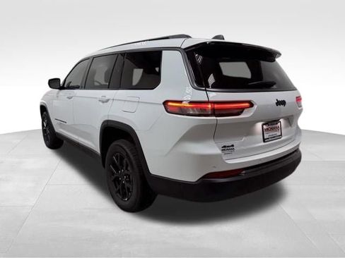 New 2026 Jeep Grand Cherokee L 4WD image 10