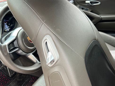 Used 2018 Porsche 718 Cayman S image 28