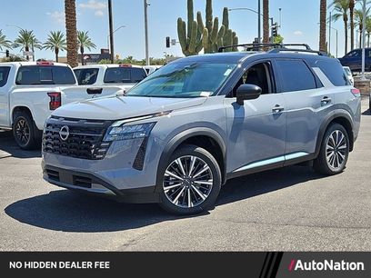 New 2026 Nissan Pathfinder Platinum w/ Cargo Package