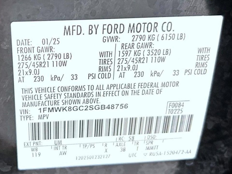Used 2025 Ford Explorer ST AWD/4WD image 28