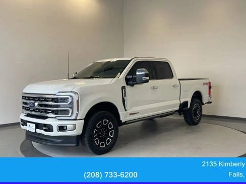 Used 2024 Ford F350 Platinum image 3