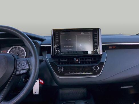 Used 2022 Toyota Corolla LE FWD image 7