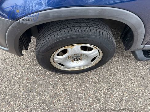 Used 2004 Honda CR-V LX image 9