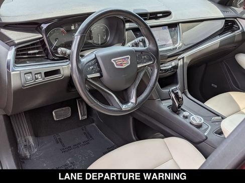 Used 2020 Cadillac XT6 Sport AWD/4WD image 2