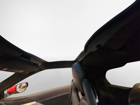 Certified 2021 Chevrolet Corvette Stingray Premium Cpe w/ 3LT image 23