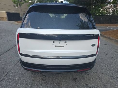 Used 2023 Land Rover Range Rover Long Wheelbase SE AWD/4WD image 6