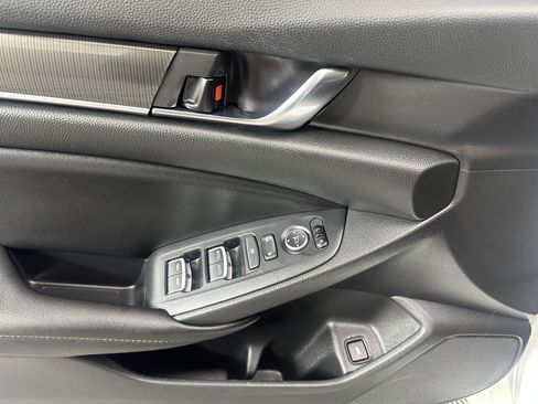 Used 2022 Honda Accord Sport image 14