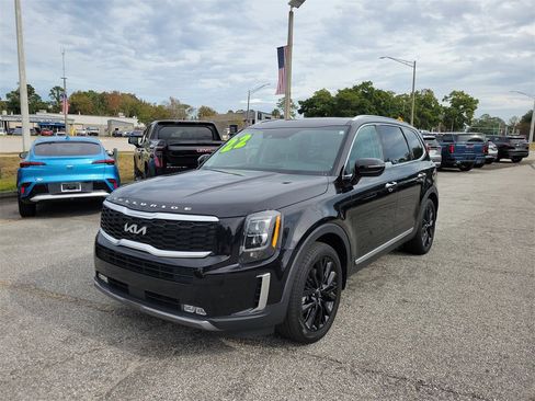Used 2022 Kia Telluride SX w/ Towing Package image 3
