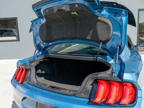 Used 2021 Ford Mustang Shelby GT500 w/ Technology Package image 62